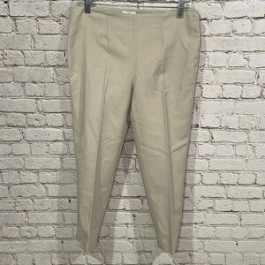 Chicos So Slimming Crop Khaki Size 0 / 4